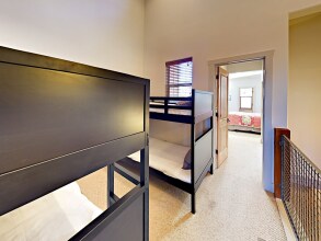 2br + Loft Mountain-view W/ Private Hot Tub 2 Bedroom Townhouse, фото 15 2br + Loft Mountain-view W/ Private Hot Tub 2 Bedroom Townhouse, фото 15