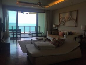 Luxury Sea View Apartment, фото 4