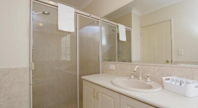 Luxe Spa On Kensington Boutique Suites, фото 17 Luxe Spa On Kensington Boutique Suites, фото 17