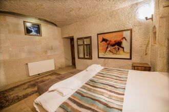 Elegance Cave Suites, фото 3