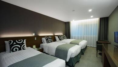 Itaewon Crown hotel, фото 2