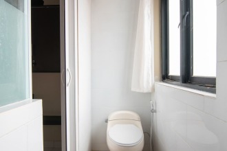 RedDoorz Plus near Hayam Wuruk 2, фото 6