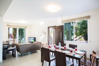 Beautiful Villa With Private Pool, Paralimni Villa 1241, фото 18 Beautiful Villa With Private Pool, Paralimni Villa 1241, фото 18