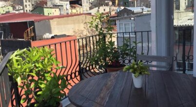 The White Swan Suites Beyoglu, фото 36