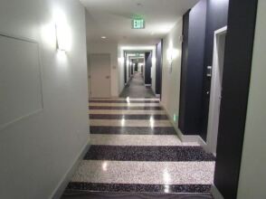 Apartment with Full Amenities - Miracle Mile, фото 20