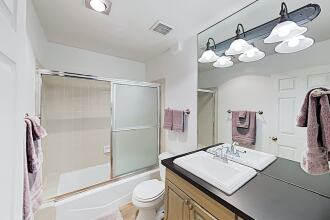 Downtown W/ Views - Walk To Lifts! 1 Bedroom Condo, фото 14 Downtown W/ Views - Walk To Lifts! 1 Bedroom Condo, фото 14