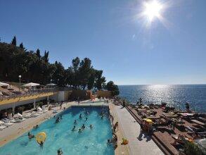 Well-kept Apartment With Balcony, 4 km. From Touristic Pula, фото 5