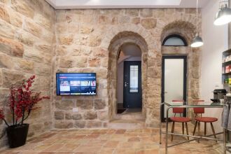 Best Location Jerusalem Stone Apartment, фото 7