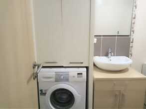 Safe Secure 3 bedroom top floor flat, фото 21