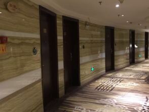 Hong Qi Grand Hotel, фото 7