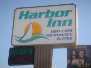 Harbor Inn