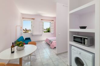 New Studio Flat In Old Town Rhodes