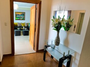 Luxury Apart Best Location Downtown, фото 2