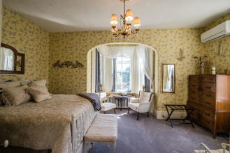 Hughson Hall Bed & Breakfast, фото 4