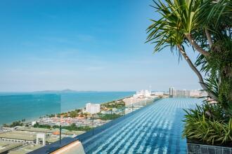 The Riviera Jomtien by Pattaya Holiday