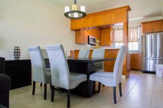 New Kingston Guest Apt At Sonoma Estate, фото 9 New Kingston Guest Apt At Sonoma Estate, фото 9