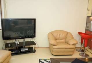 FM Premium 2-BDR Apartment - Red Square Varna, фото 6