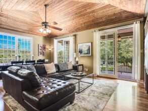 The Arrive Bungalow On Lake Austin 3 Bedroom Home, фото 6 The Arrive Bungalow On Lake Austin 3 Bedroom Home, фото 6