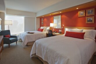 Hampton Inn By Hilton Guadalajara Expo, фото 4