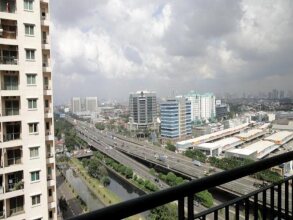 Adaru Apartment at MOI Kelapa Gading, фото 13