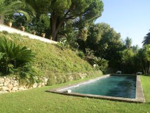 Elegant 18th Century Villa in Cannes With Private Pool and Seaview