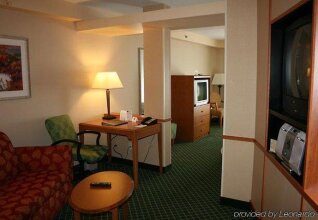 Fairfield Inn & Suites Sudbury, фото 11