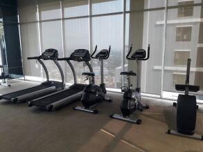 Highrise Cityview Aspire Condo Gym Pool, фото 20