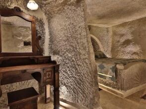 Shoestring Cave House, фото 32