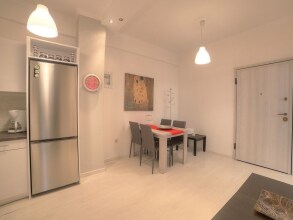 Cosy Apartment in Glyfada Center, фото 11