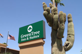 GreenTree Inn & Suites