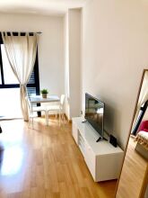 Studio in Málaga, With Wonderful City View, Shared Pool, Terrace - 1 km From the Beach, фото 2