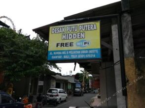 Desak Putu Putra Hidden