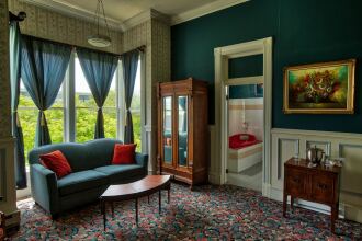 Eagle House Victorian Inn, фото 6