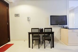 Beautiful 1BR at Kemang Mansion Apartment, фото 2