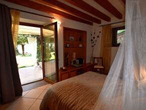 Classy Villa in Pisogne With Garden, Bbq, Pool, Sun-loungers, фото 30