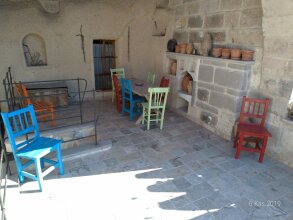 Osmanbey Cave House, фото 23