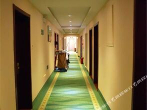 GreenTree Inn Beijing Changyang Town Jiazhou Shuijun Express Hotel, фото 37