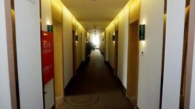 GreenTree Inn Beijing Changyang Town Jiazhou Shuijun Express Hotel, фото 17