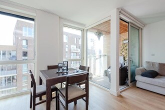 Lovely 1BR Flat for 2, Bromley by Bow, фото 10