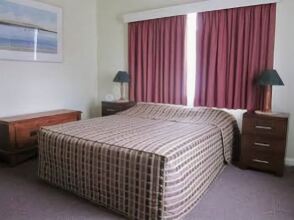 Lakes Waterfront Motel And Cottages, фото 35