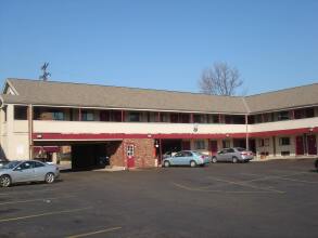 German Village Inn, фото 13