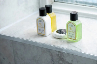 Modern Sleeps 5 - 1BR Home in Manchester, фото 17