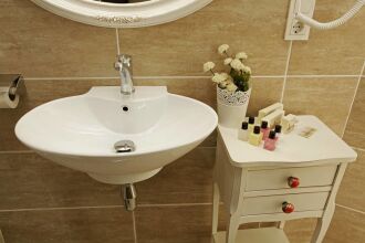 The White Swan Suites Beyoglu, фото 15