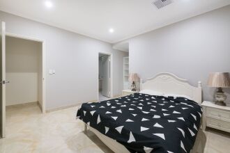 Balcatta 4 Bedroom House, фото 16