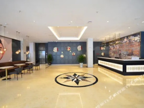 Magnolia Hotel (Shangri-La Ancient City)