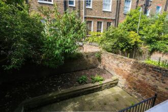 Beautiful 2BR Home in West Kensington, 6 Guests, фото 7