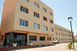 New Beach Hotel & Thalasso