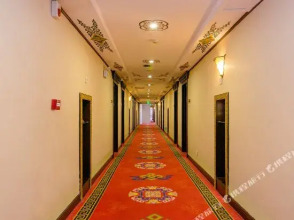 Shangri-la Zhaxidele Hotel, фото 29