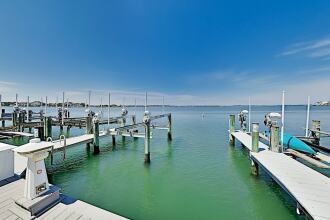 Bayfront W/ Private Balcony & Sweeping Views 2 Bedroom Condo, фото 23 Bayfront W/ Private Balcony & Sweeping Views 2 Bedroom Condo, фото 23