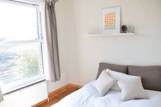 Stylish 2 Bedroom Flat in Finsbury Park, фото 2